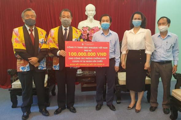 DA NANG MIKAZUKI JAPANESE RESORTS & SPA HONOR TO SUPPORT VND 100 MILLION TO LIEN CHIEU DISTRICT FOR OF COVID-19 PREVENTION CAMPAIGN.