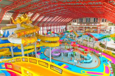 Hyper Slide - The longest indoor slide in Vietnam